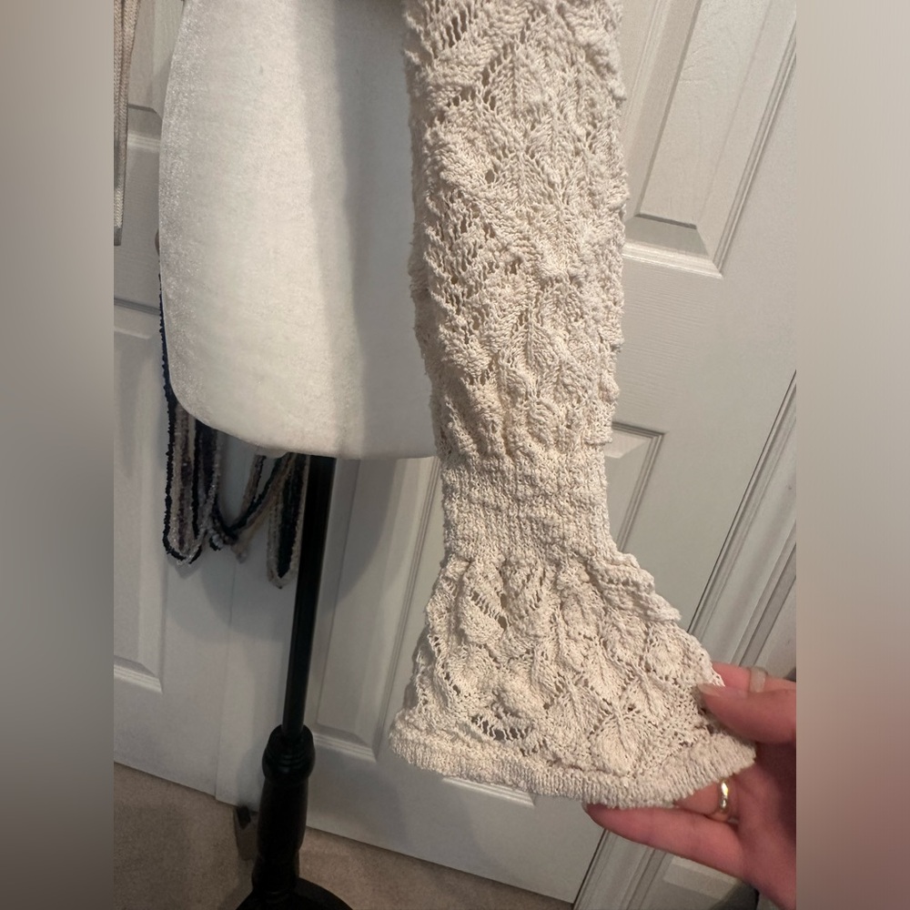 Knit sweater/hoodie - Picture 7 of 9